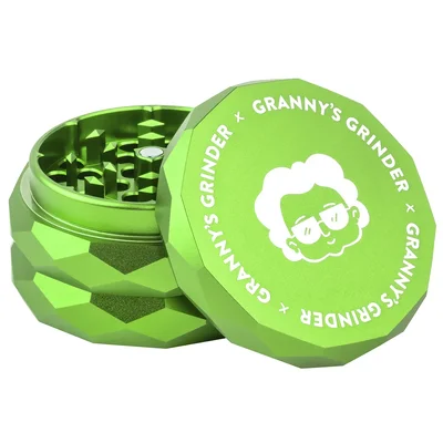 GRANNY'S WEED - Hazy Hex Grinder Green Ø55
